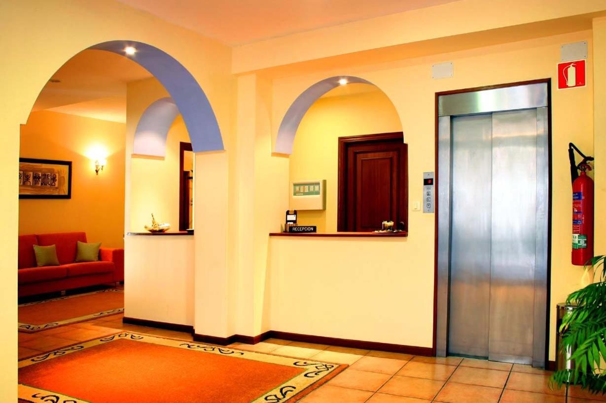Hotel Las Vinas アルテイショ エクステリア 写真
